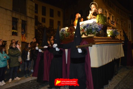 Процессия Святого погребения в Жироне: традиция и братства Страстной недели. Что это за люди в колпакax? Что это за братства? Разбираемся в тайных братствах Жироны. Братство святого Гонората (Confraria de Sant Honorat)