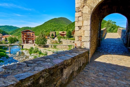 Фестиваль печенья Fira de la Galeta в Кампродоне (Каталония)