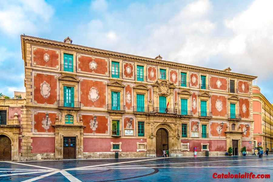 Епископский дворец в Мурсии (Palacio Episcopal de Murcia)