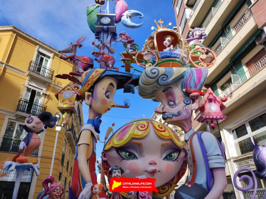 Фальяс в Валенсии 2026: даты, официальная программа, истоки происхождения, расписание событий и интересные факты