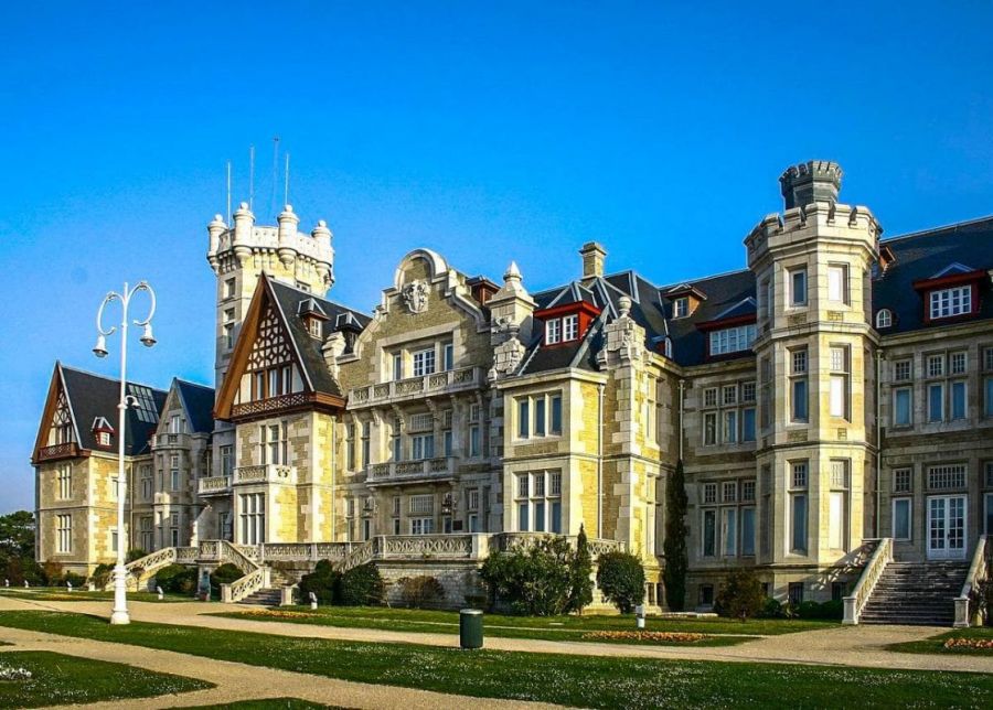 Королевский дворец Ла Магдалена, Сантандер (Real Palacio de La Magdalena). 10 самых красивых дворцов в Испании