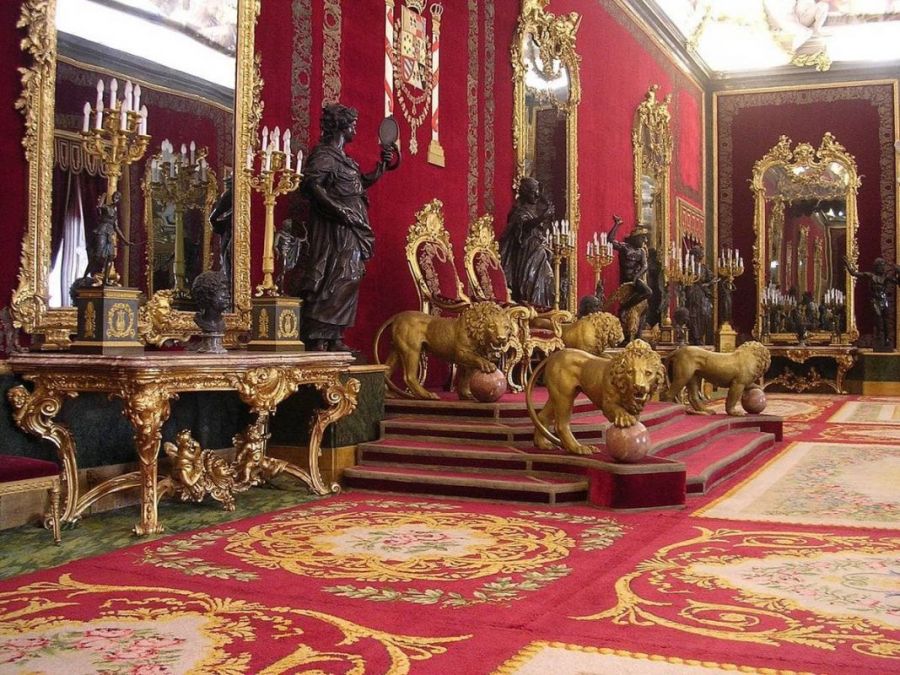 Королевский дворец, Мадрид / Palacio Real . 10 самых красивых дворцов в Испании 