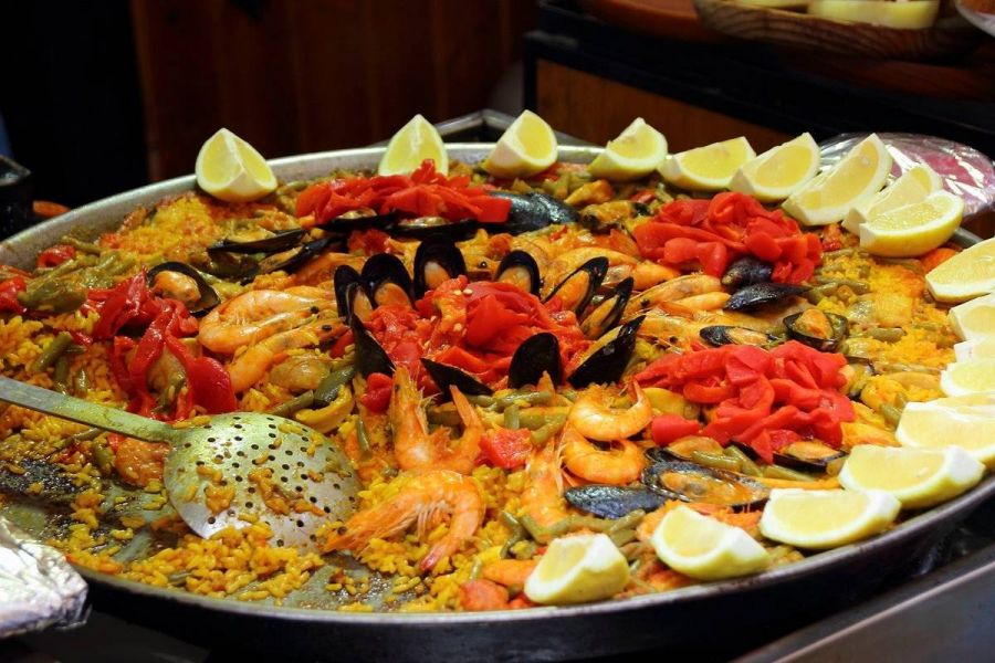 Основные гастрономические регионы Испании: Паэлья (Paella)