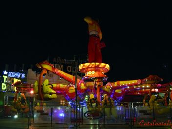 Главный Фестиваль в Бланесе 2015. Ярмарка аттракционов (Fiesta Mayor de Blanes 2015. Feria de Atracciones)