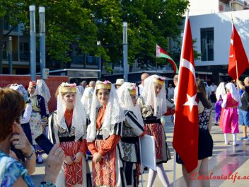 Международный фестиваль Танца и Фольклёра в Ллорет де Мар, 2015 (Festival Internacional de Dansa i Folklore en Lloret de Mar, 2015) 