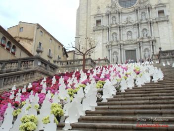 GIRONA Temps de Flors «Время Цветов/Фестиваль Цветов»