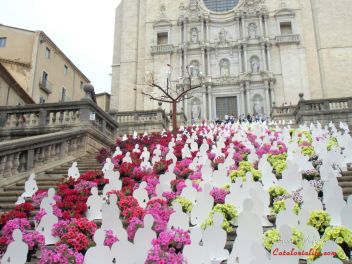 GIRONA Temps de Flors «Время Цветов/Фестиваль Цветов»