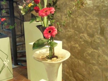 GIRONA Temps de Flors «Время Цветов/Фестиваль Цветов»