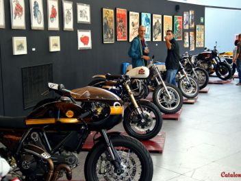 Unusual motorcycles in Unusual Places - Parking 64 / Необычные мотоциклы в необычных местах - Паркинг 64