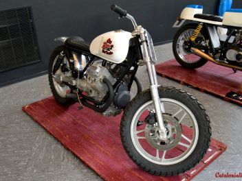 Unusual motorcycles in Unusual Places - Parking 64 / Необычные мотоциклы в необычных местах - Паркинг 64
