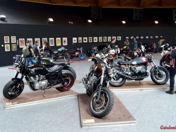 Unusual motorcycles in Unusual Places - Parking 64 / Необычные мотоциклы в необычных местах - Паркинг 64
