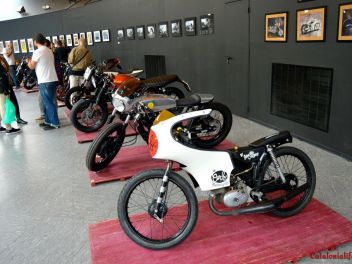 Unusual motorcycles in Unusual Places - Parking 64 / Необычные мотоциклы в необычных местах - Паркинг 64