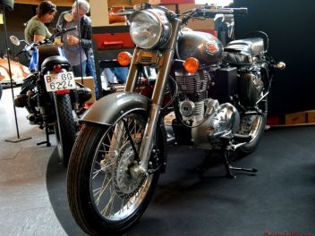 Unusual motorcycles in Unusual Places - Parking 64 / Необычные мотоциклы в необычных местах - Паркинг 64