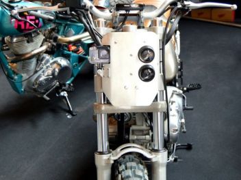 Unusual motorcycles in Unusual Places - Parking 64 / Необычные мотоциклы в необычных местах - Паркинг 64
