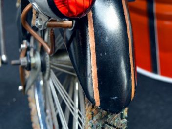 Unusual motorcycles in Unusual Places - Parking 64 / Необычные мотоциклы в необычных местах - Паркинг 64