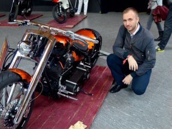 Unusual motorcycles in Unusual Places - Parking 64 / Необычные мотоциклы в необычных местах - Паркинг 64
