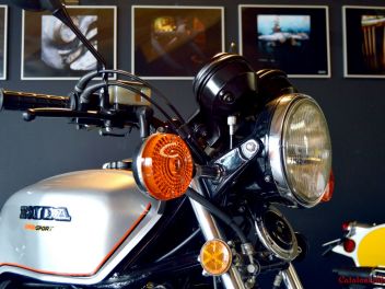 Unusual motorcycles in Unusual Places - Parking 64 / Необычные мотоциклы в необычных местах - Паркинг 64