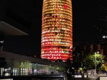 Фотоотчет: Фестиваль света в Барселоне 2021 / LLUM Bcn 2021