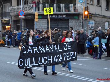 Фотоотчет с праздничного карнавала в Барселоне на улице Сантс (Sants) от 25.02.2017 (Гран-Руа-де-Карнавал де Сантс)