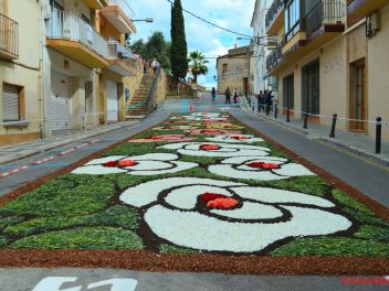 «Ковры из цветов» в Бланесе 2016 г. (Estores de Flors de Raval. Blanes 2016/Catifes de Corpus Blanes 2016)
