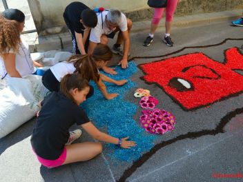 «Ковры из цветов» в Бланесе 2016 г. (Estores de Flors de Raval. Blanes 2016/Catifes de Corpus Blanes 2016)