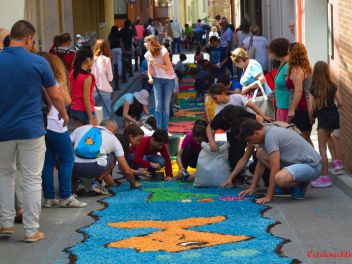«Ковры из цветов» в Бланесе 2016 г. (Estores de Flors de Raval. Blanes 2016/Catifes de Corpus Blanes 2016)