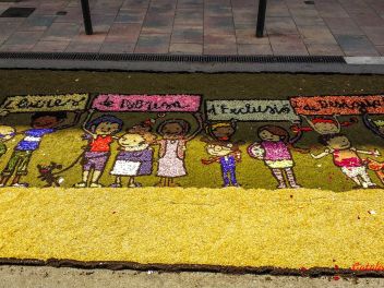 Фотоотчёт: Ковры из натуральных цветов в городе Арбусиес, 2021 / Catifes de flors naturals a Arbúcies, 2021 (Alfombras de flores naturales en Arbúcies, 2022)