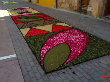 Фотоотчёт: Ковры из натуральных цветов в городе Арбусиес, 2021 / Catifes de flors naturals a Arbúcies, 2021 (Alfombras de flores naturales en Arbúcies, 2022)