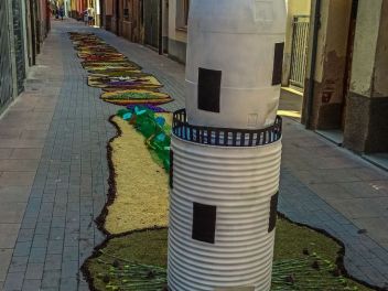 Фотоотчёт: Ковры из натуральных цветов в городе Арбусиес, 2021 / Catifes de flors naturals a Arbúcies, 2021 (Alfombras de flores naturales en Arbúcies, 2022)