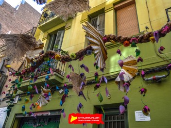 Фотоотчёт: Улица Ллибертат (carrer Llibertat) Рапа Нуй (Rapa Nui) - Феста Майор де Грасиа 2023 (Festa Major de Gràcia 2023)