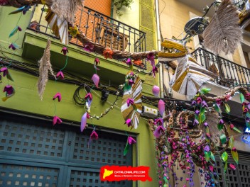 Фотоотчёт: Улица Ллибертат (carrer Llibertat) Рапа Нуй (Rapa Nui) - Феста Майор де Грасиа 2023 (Festa Major de Gràcia 2023)