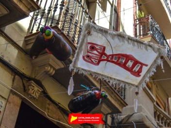 Фотоотчёт: Улица Ллибертат (carrer Llibertat) Рапа Нуй (Rapa Nui) - Феста Майор де Грасиа 2023 (Festa Major de Gràcia 2023)