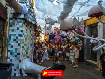 Фотоотчёт: Улица Моцарт (carrer Mozart) Моцартланд (Mozartland) - Феста Майор де Грасиа 2023 (Festa Major de Gràcia 2023)