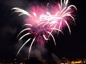 46-ой Международный конкурс фейерверков на Коста Брава, 2016 - Пиротехника FIREWORKS LIETO S.R.L, провинция Неаполь, Италия / 46e Concurs Internacional de Focs D'artifici de la Costa Brava, 2016 - Pirotecnia FIREWORKS LIETO S.R.L, Provincia de Nápoles, Italia 