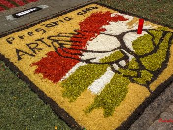 Фотоотчет: Ковры из цветов в Бланесе (Catifes de Flors de Corpus a Blanes / Las alfombras de flores del Corpus en Blanes), 2021