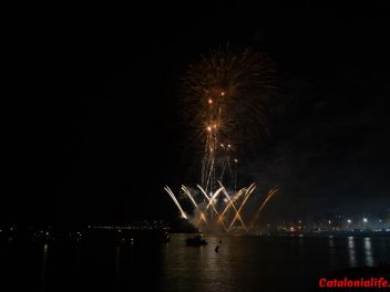 Фотоотчет: 49-ой Международный конкурс фейерверков на Коста Брава, Бланес 2019 - 1-ый день