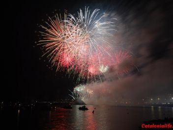 Фотоотчет: 49-ой Международный конкурс фейерверков на Коста Брава, Бланес 2019 - 1-ый день