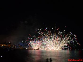 Фотоотчет: 49-ой Международный конкурс фейерверков на Коста Брава, Бланес 2019 - 2-ый день