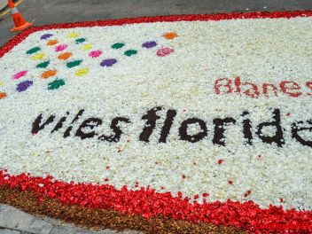 Ковры из цветов в Бланесе, 2018 (Les Catifes de Flors del Corpus a Blanes, 2018)