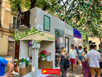 Пласа де ла Вила (Plaça de la Vila) — «Грасия, которую мы помним» (La Gràcia que anyorem) — Феста Майор де Грасиа 2025 (Festa Major de Gràcia 2025)