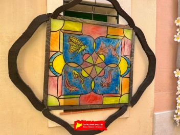 Улица Периль (Carrer de Perill) — «Архитектура жизни» (Arquitectura de la Vida) — Феста Майор де Грасиа 2025 (Festa Major de Gràcia 2025)