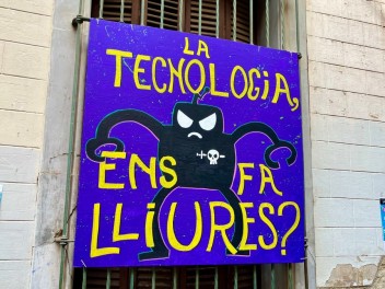 Улица Хоан Бланкес де Байш (Carrer de Joan Blanques de Baix) — «Лаборатория профессора Бланкеса» (El laboratori del Professor Blanques) — Феста Майор де Грасиа 2025 (Festa Major de Gràcia 2025)