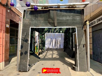 Травесия де Сант Антони (Travessia de Sant Antoni) — «Травессария 51» (Travessària 51) — Феста Майор де Грасиа 2025 (Festa Major de Gràcia 2025)