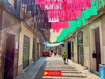 Улица Сант Пере Мартир (Carrer de Sant Pere Màrtir) - Феста Майор де Грасиа 2025 (Festa Major de Gràcia 2025)