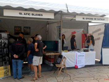 VIII FIRA D'ENTITATS al Passeig de Mar de Blanes