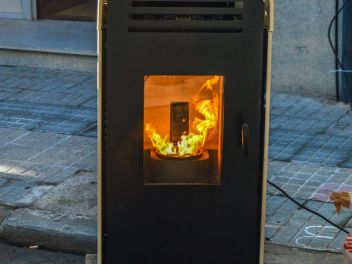 Фестиваль Сан Антонио в Англесе, 2019: Магазины и палатки с натуральными продуктами на улице Индустриальной (часть #2)