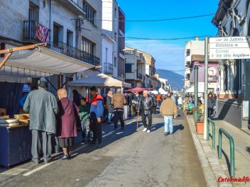 Фестиваль Сан Антонио в Англесе, 2019: Магазины и палатки с натуральными продуктами на улице Индустриальной (часть #3)
