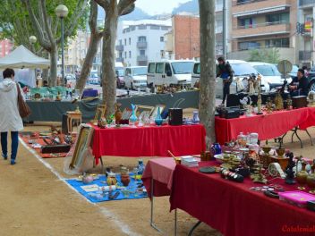 III Ярмарка антиквариата в Бланесе (III Fira d'antiguitats Mas Enlaire)