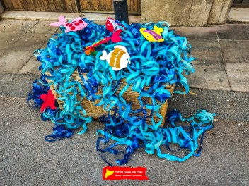 Улица Берга (Carrer de Berga): «Подводный мир» — прогулка по морскому дну (‘El fons del mar’. Un passeig pel fons marí) - Феста Майор де Грасиа 2024 (Festa Major de Gràcia 2024)
